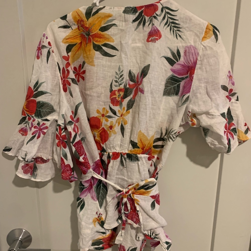 Floral Wrap Top- short sleeve